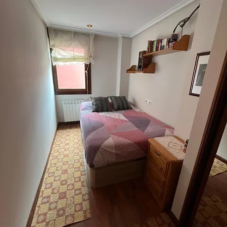 Dos Centrico En Apartment Nueva De Llanes